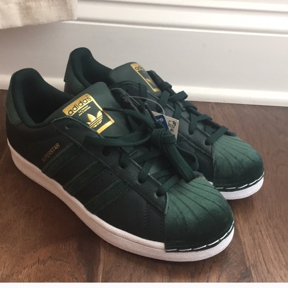 adidas Shoes - 🍁NEW Unisex Green Adidas Superstar Sneakers
